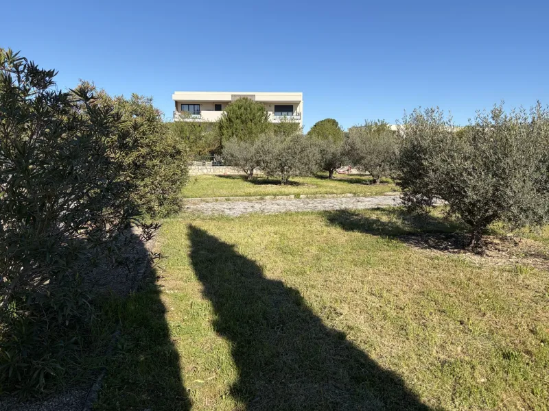 Terrain à bâtir à La Roque-d'Anthéron