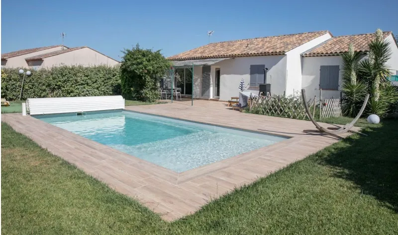 Maison neuve à Mazan