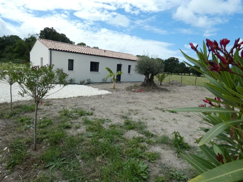 Maison neuve à Colombiers