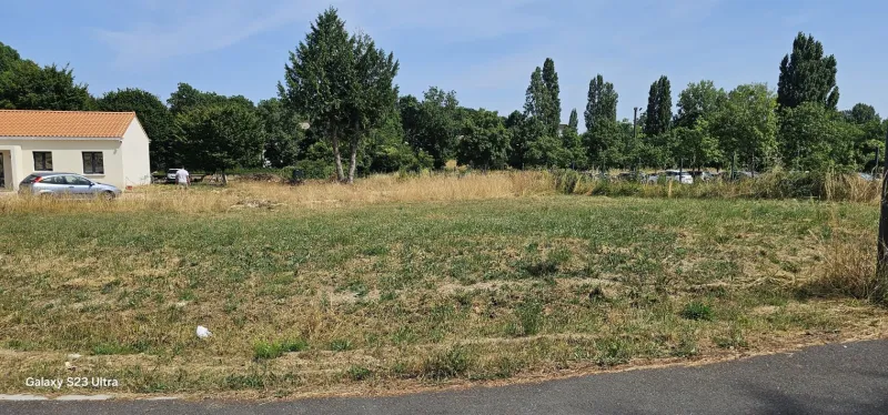 Terrain à bâtir à Fléac