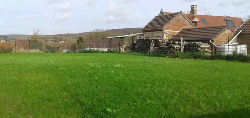 Terrain à bâtir à Vandélicourt