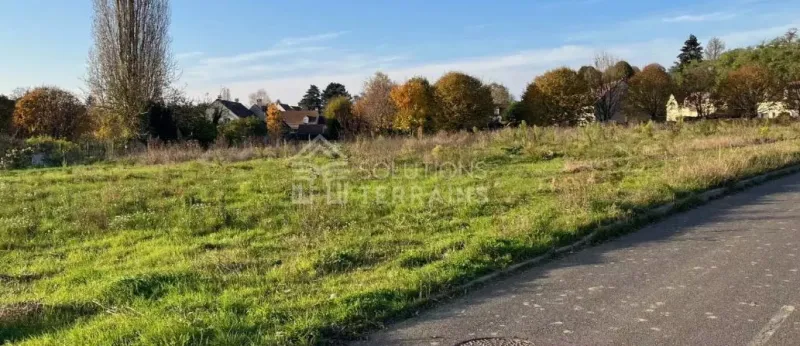 Terrain à bâtir à Marines