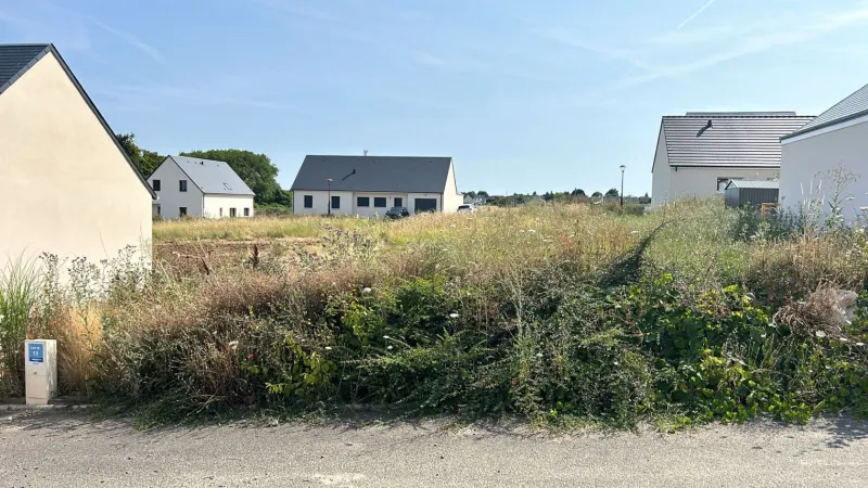 Terrain à bâtir à Azay-sur-Cher