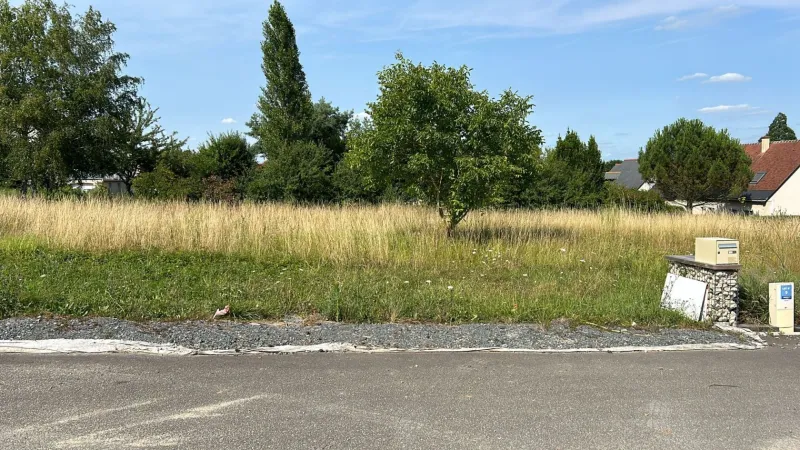 Terrain à bâtir à Azay-sur-Cher