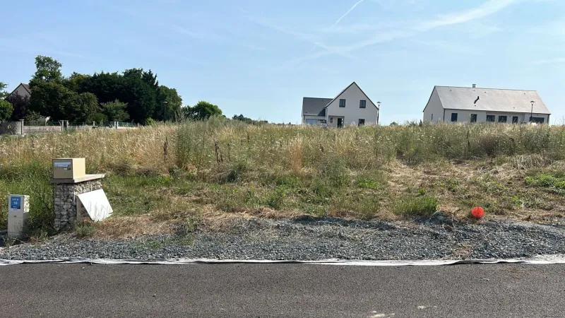 Terrain à bâtir à Azay-sur-Cher