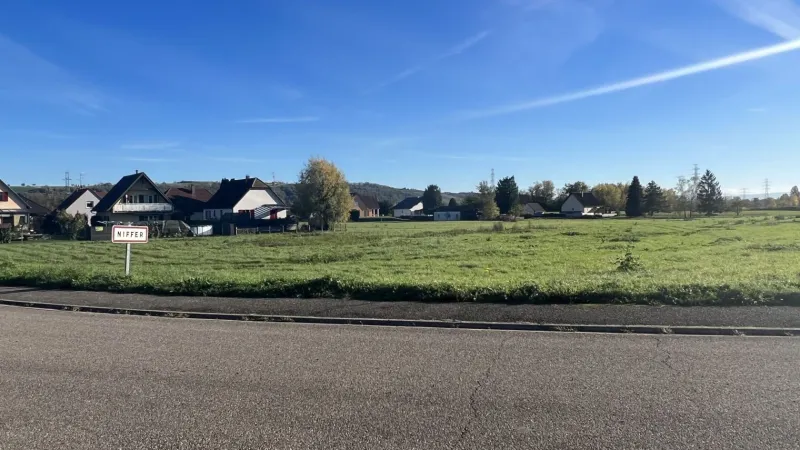 Terrain à bâtir à Niffer