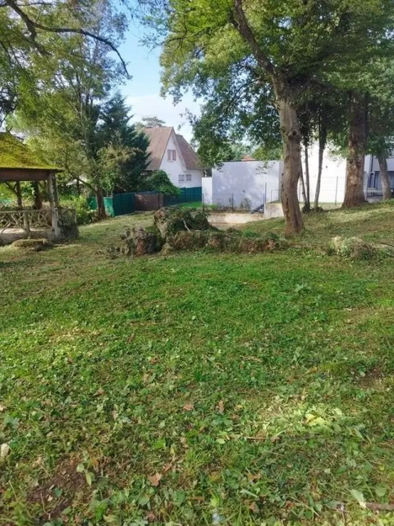Terrain à bâtir à Soisy-sur-Seine