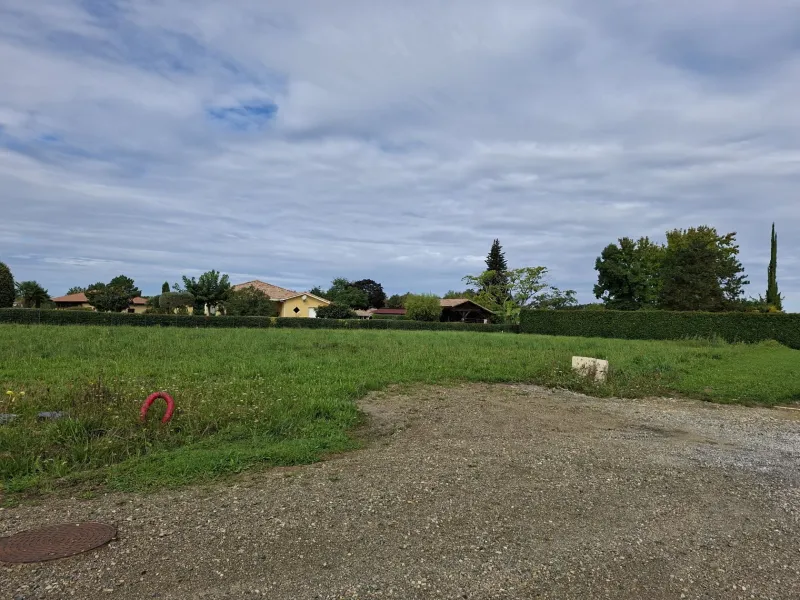 Terrain à bâtir à Bats