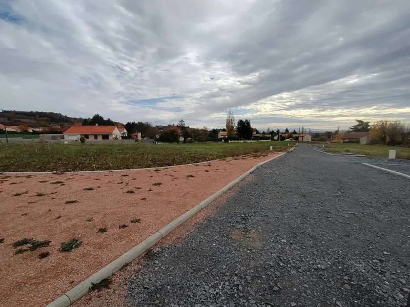 Terrain à bâtir à Artonne
