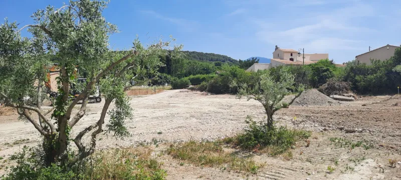 Terrain à bâtir à Caromb