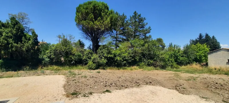 Terrain à bâtir à Châteauneuf-de-Gadagne