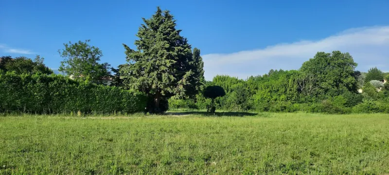 Terrain à bâtir à Mazan