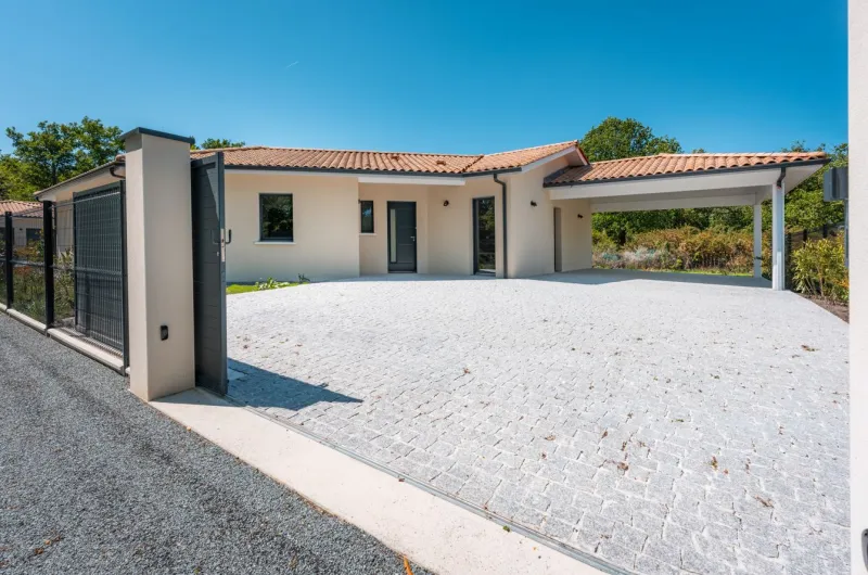 Maison neuve à Saint-Aubin-de-Médoc