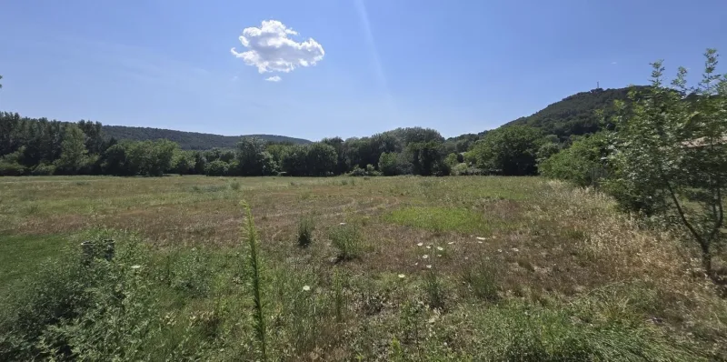 Terrain à bâtir à Salernes