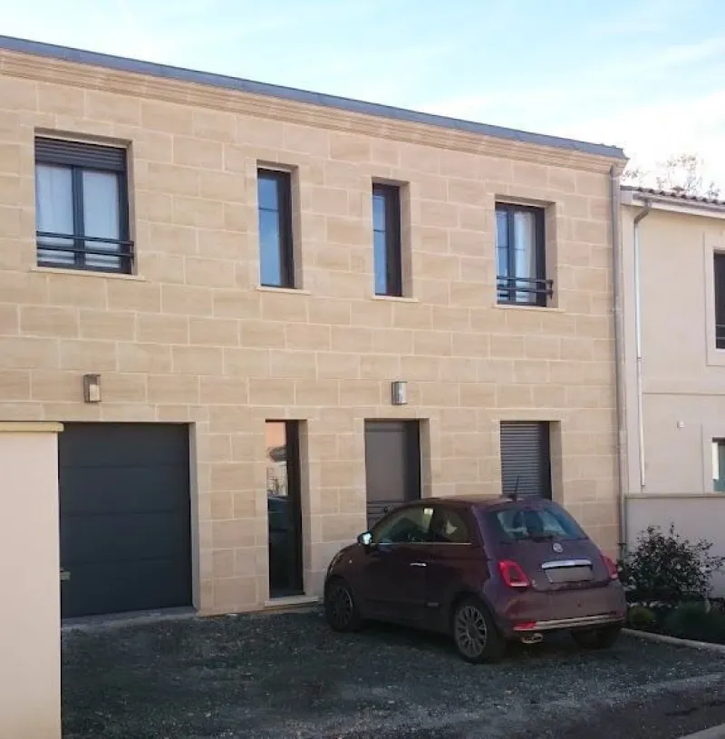 Maison neuve à Portets
