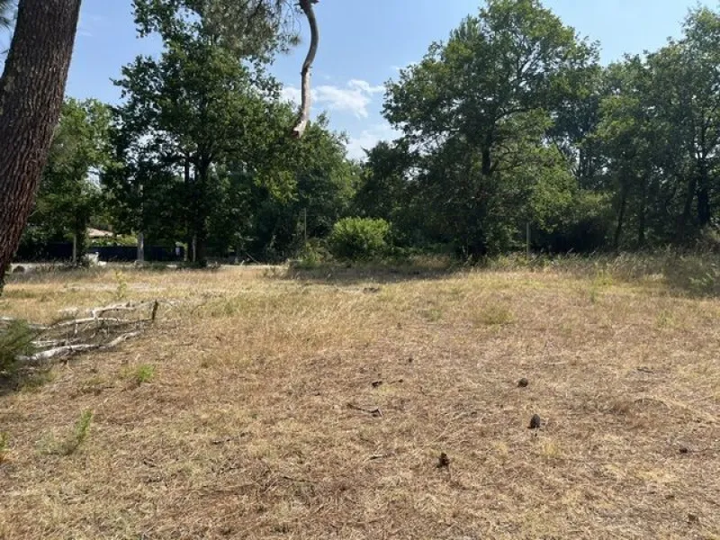 Terrain à bâtir à Mios