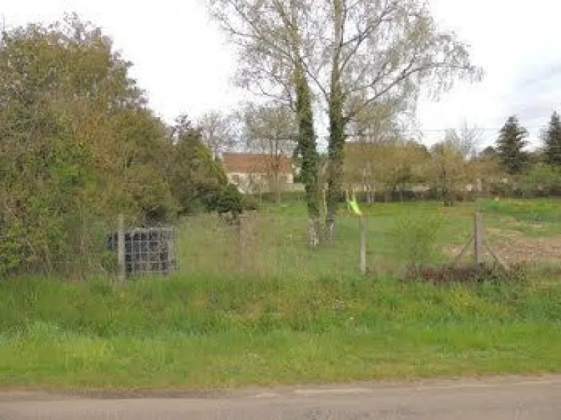 Terrain à bâtir à Fontenay-le-Vicomte