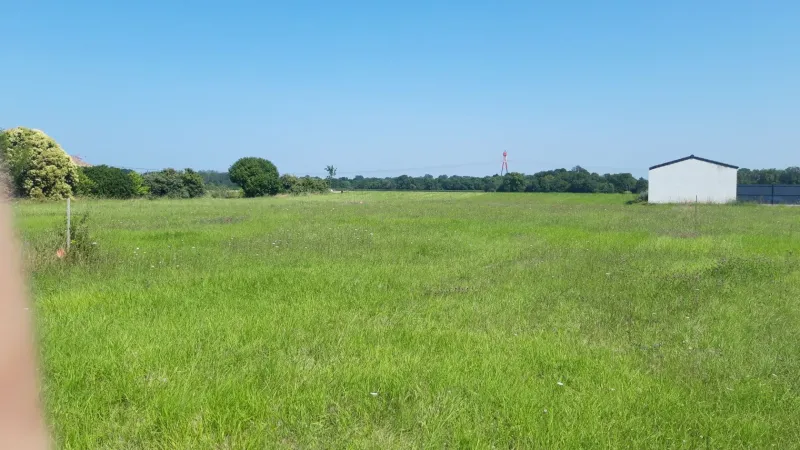 Terrain à bâtir à Gonds