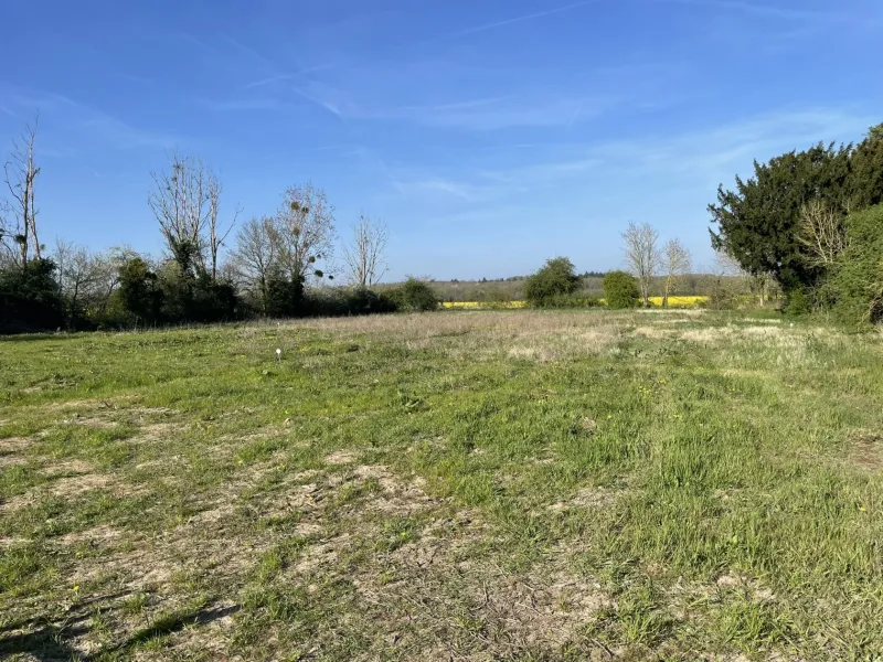 Terrain à bâtir à Berchères-Saint-Germain