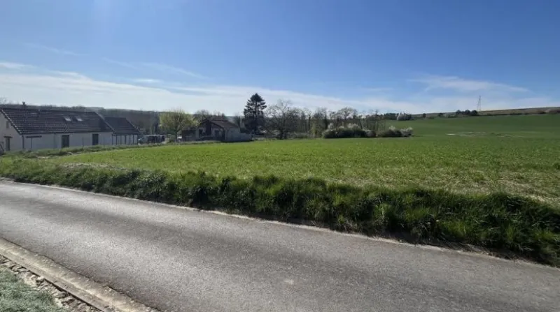 Terrain à bâtir à Bouleuse