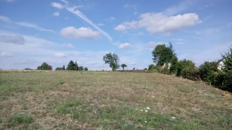 Terrain à bâtir à Salmiech