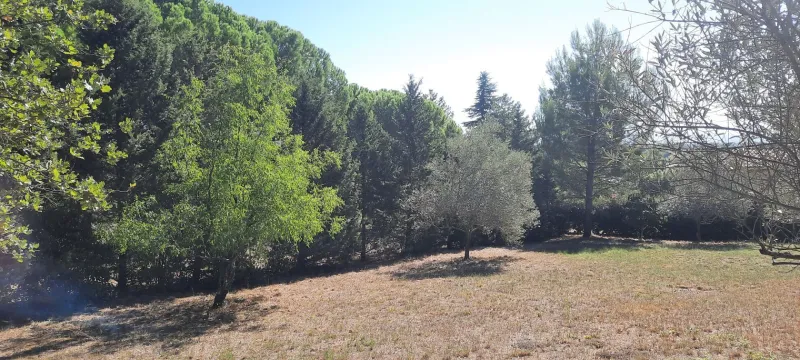 Terrain à bâtir à Sarrians