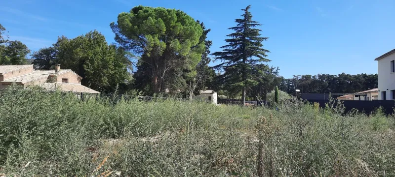 Terrain à bâtir à Cheval-Blanc