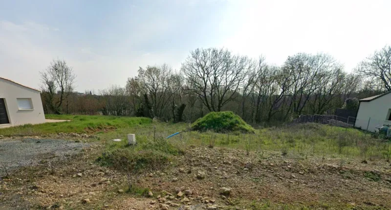 Terrain à bâtir à Saint-Maxire