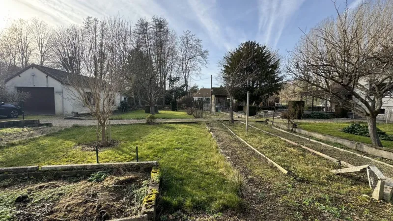 Terrain à bâtir à Anet