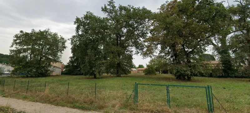 Terrain à bâtir à Saint-Aubin-de-Médoc