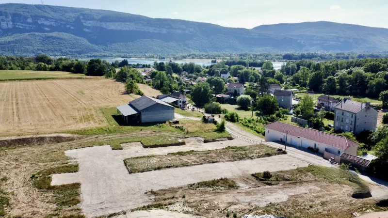 Terrain à bâtir à Montalieu-Vercieu