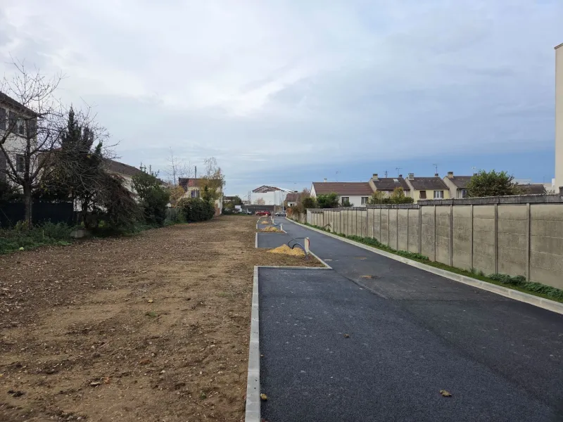 Terrain à bâtir à Mantes-la-Ville