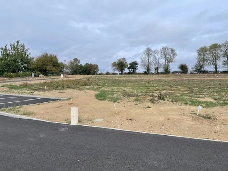 Terrain à bâtir à Chanteloup