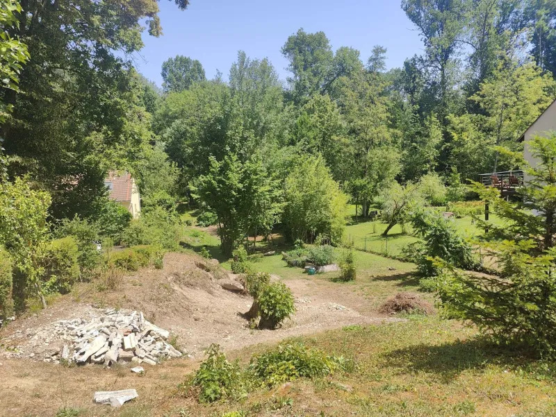 Terrain à bâtir à Saint-Cyr-la-Rivière