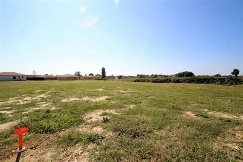 Terrain à bâtir à Vieillevigne
