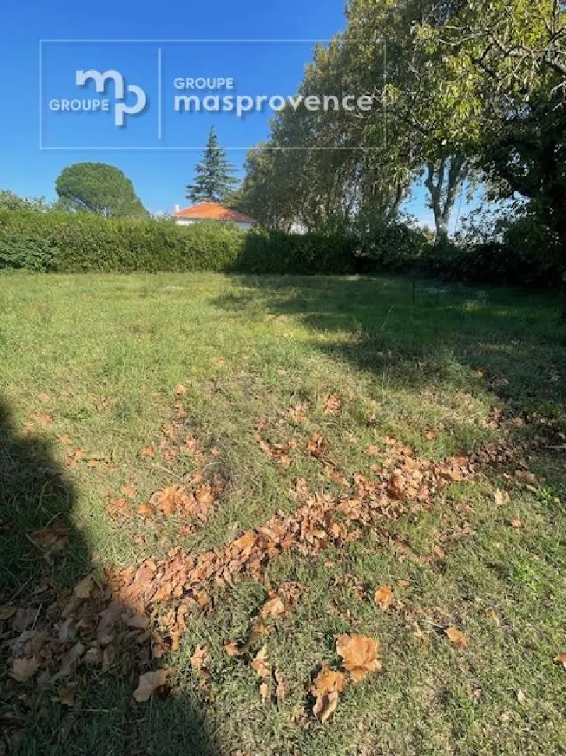 Terrain à bâtir à Mallemort