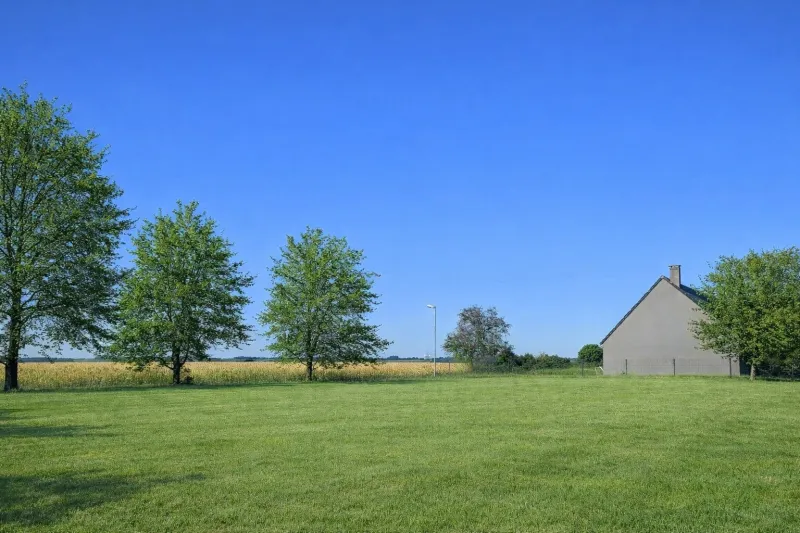 Terrain à bâtir à Fontaine-la-Guyon