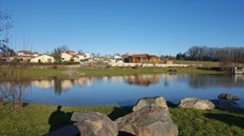 Terrain à bâtir à Saint-Santin