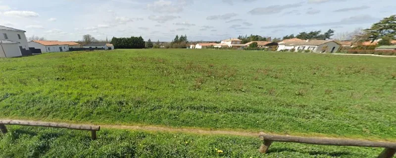 Terrain à bâtir à Smarves