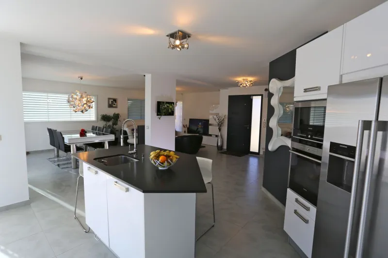 Maison neuve à Larringes