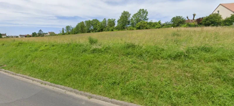 Terrain à bâtir à Faverolles-et-Coëmy