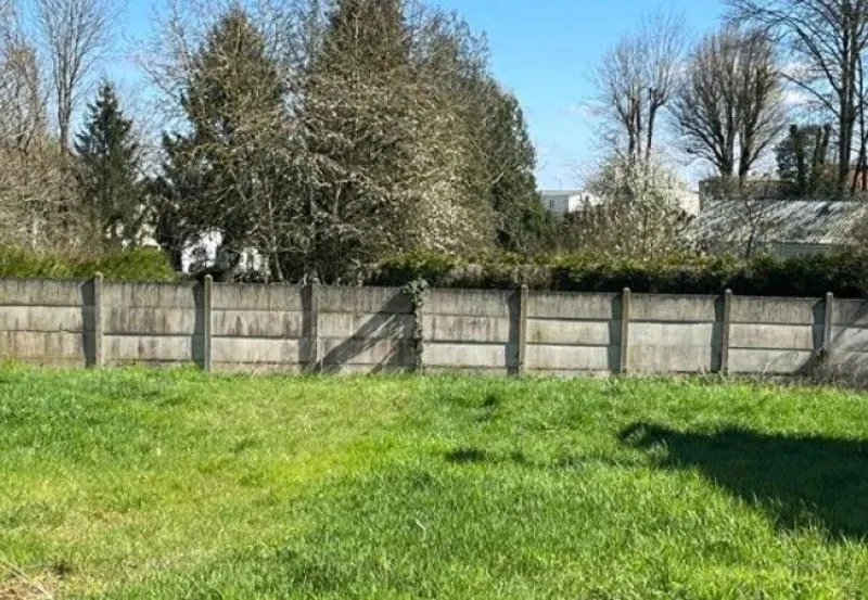 Terrain à bâtir à Évricourt