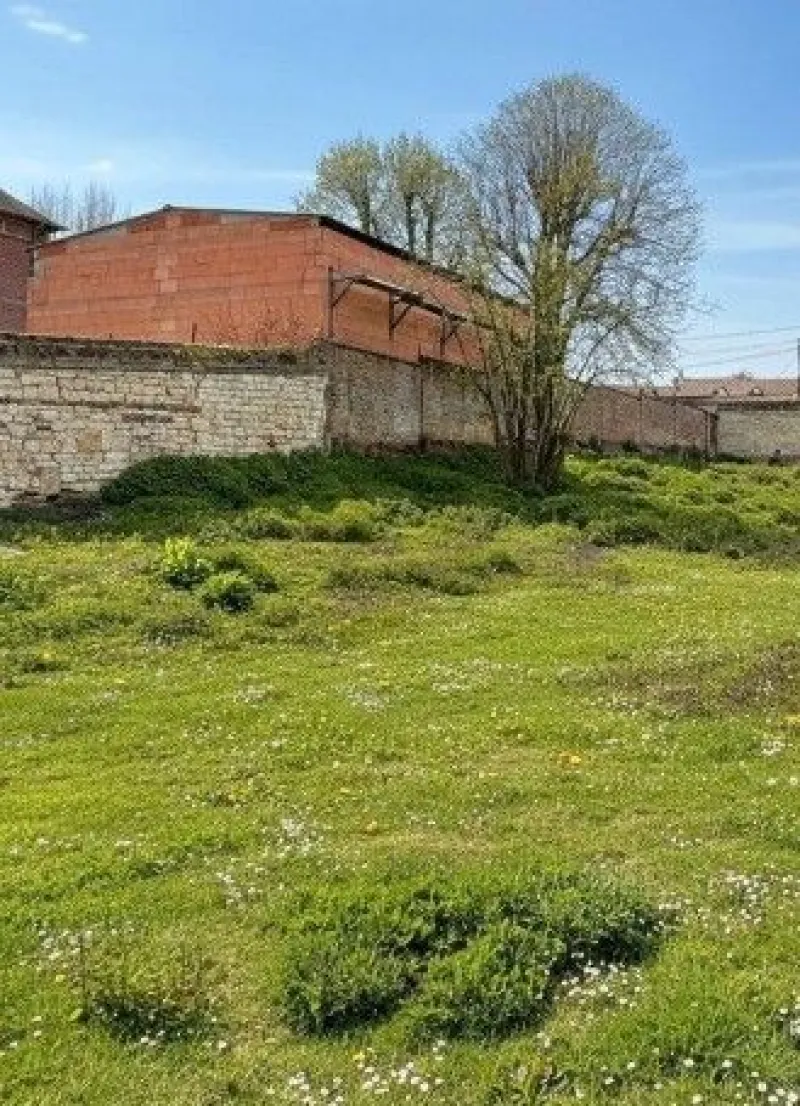 Terrain à bâtir à Montiers
