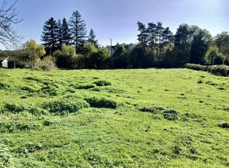 Terrain à bâtir à Sansac-de-Marmiesse