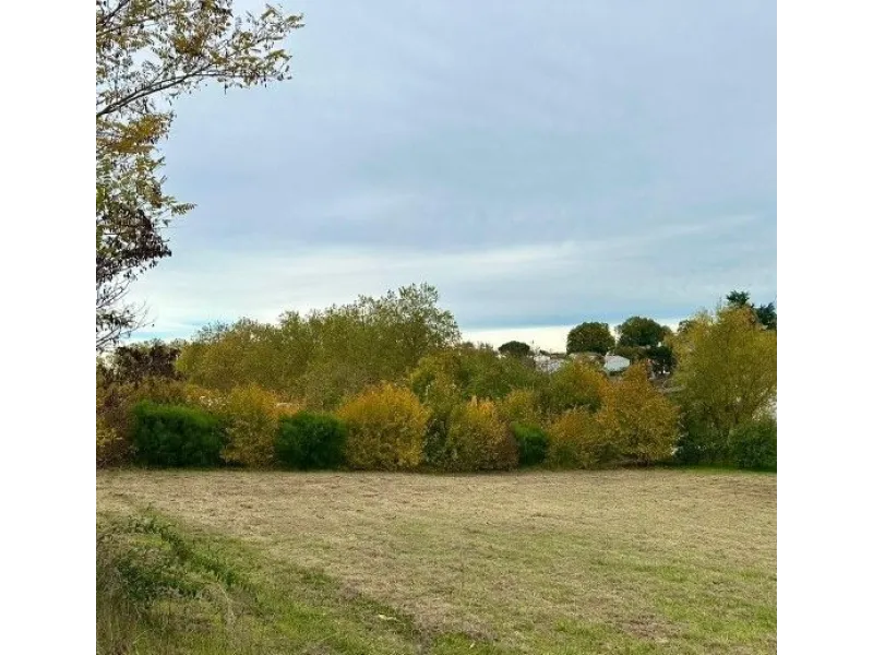 Terrain à bâtir à Saintes