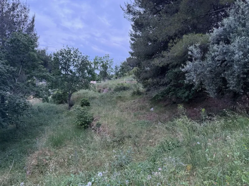 Terrain à bâtir à Roquevaire
