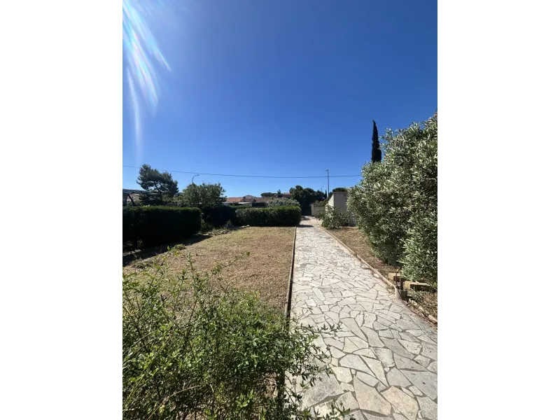 Terrain à bâtir à Rognac