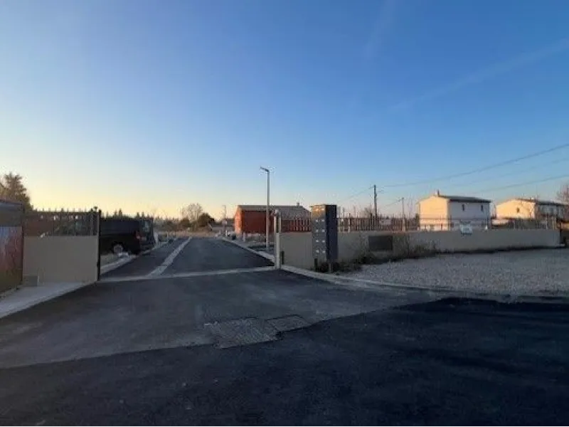 Terrain à bâtir à Monteux