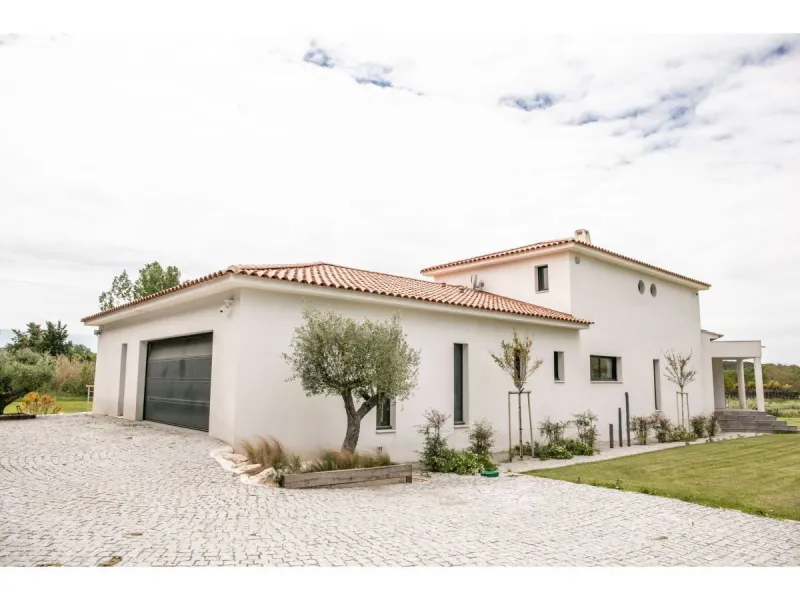 Maison neuve à Saint-Rémy-de-Provence