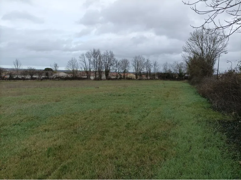 Terrain à bâtir à Chauray
